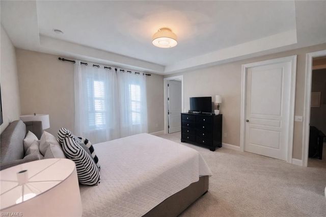 2547 Marquesa Royale LN 3-201, Naples, FL 34109