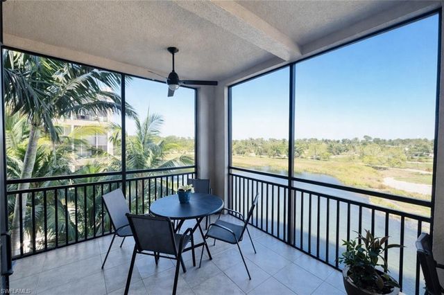 2547 Marquesa Royale LN 3-201, Naples, FL 34109