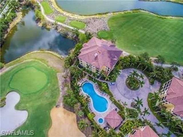 2547 Marquesa Royale LN 3-201, Naples, FL 34109