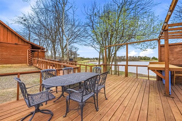 17311 E Us-82, Honey Grove, TX 75446