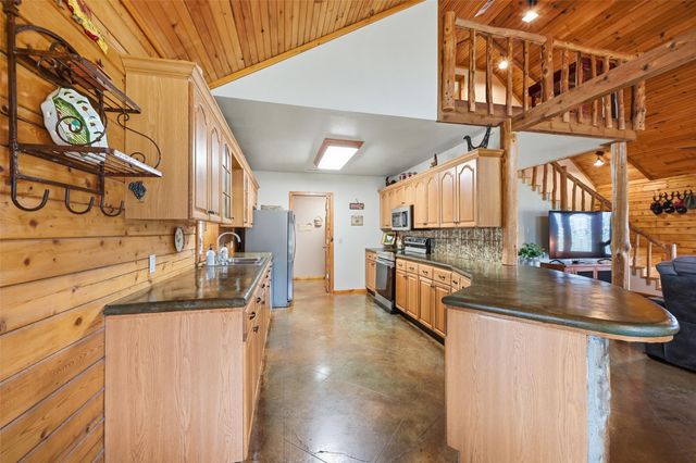 17311 E Us-82, Honey Grove, TX 75446