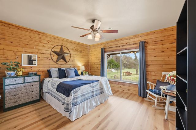 17311 E Us-82, Honey Grove, TX 75446