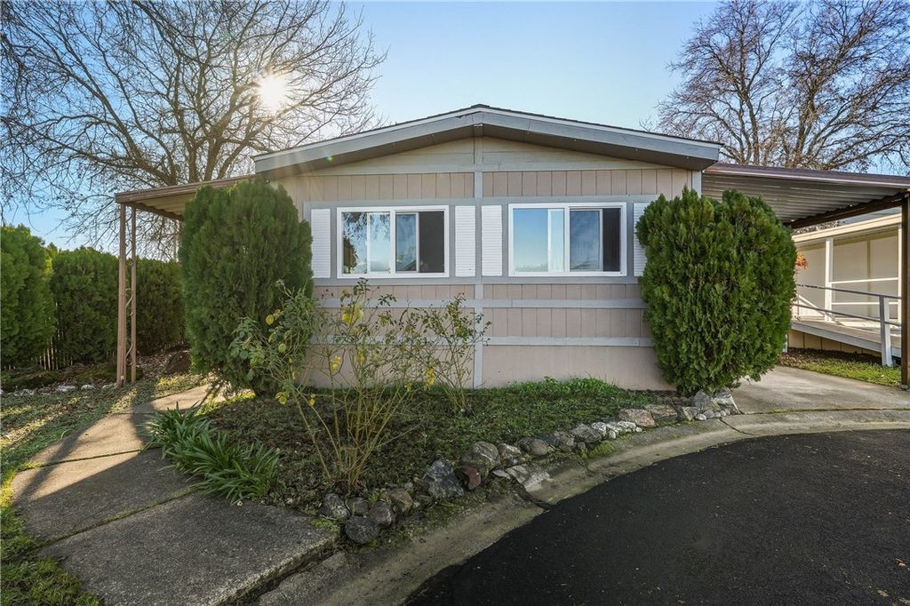 1025 Martin Street 42, Lakeport, CA 95453