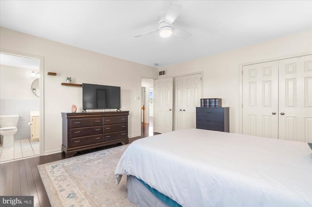 735 E TOWNSHIP LINE RD, Blue Bell, PA 19422