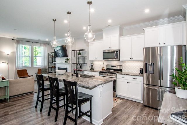 18036 Pear Hawthorne Drive, Huntersville, NC 28078