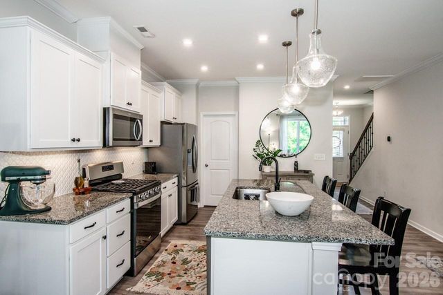 18036 Pear Hawthorne Drive, Huntersville, NC 28078