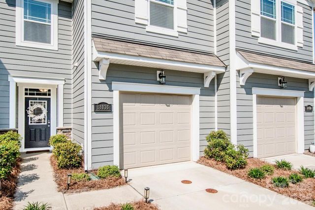 18036 Pear Hawthorne Drive, Huntersville, NC 28078