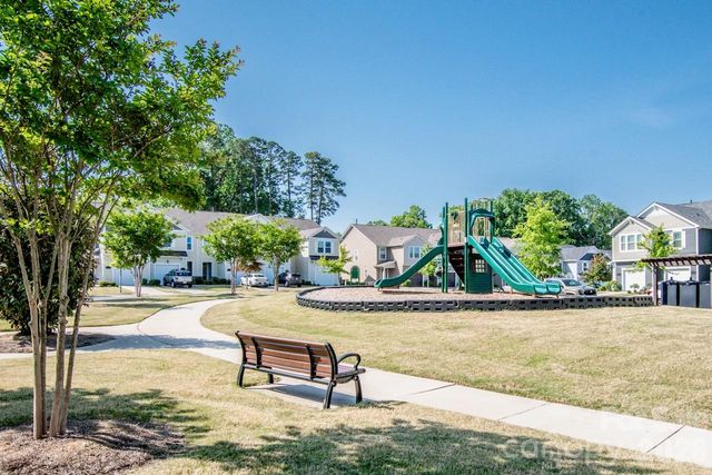 18036 Pear Hawthorne Drive, Huntersville, NC 28078