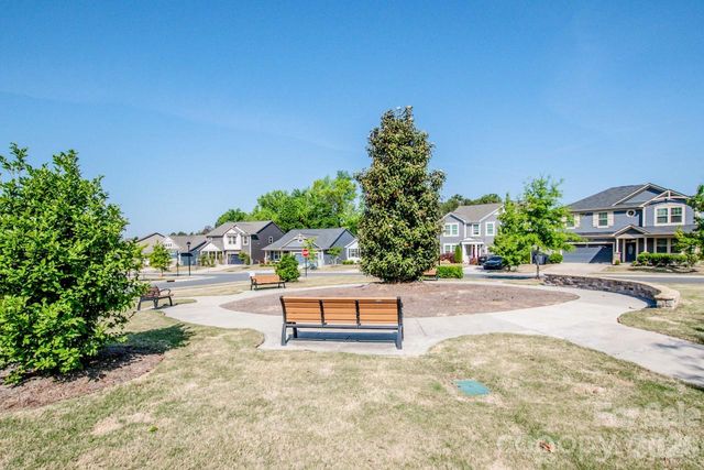 18036 Pear Hawthorne Drive, Huntersville, NC 28078