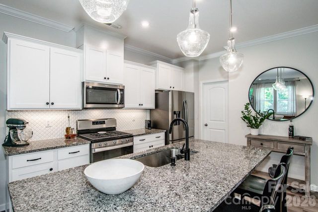 18036 Pear Hawthorne Drive, Huntersville, NC 28078