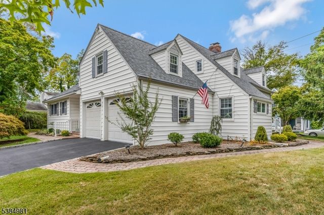 216 Ashland Rd, Middlesex Boro, NJ 08846