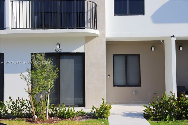 14505 SW 261st St, Homestead, FL 33032
