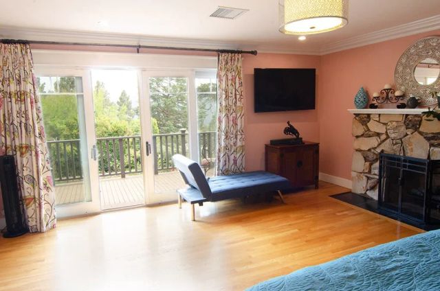 3830 Markridge Road, Glendale, CA 91214