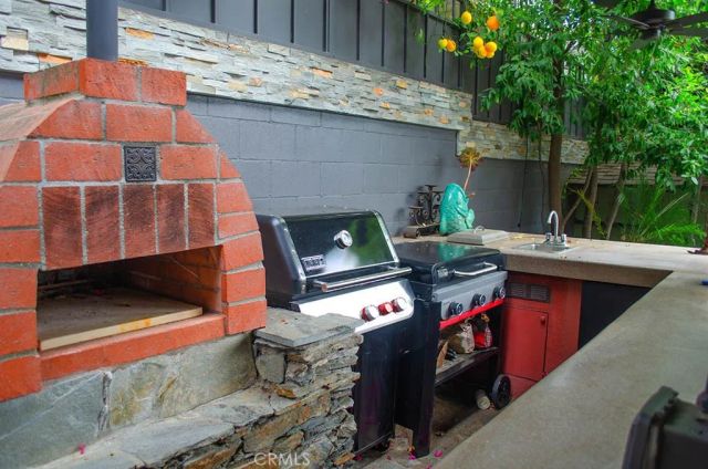 3830 Markridge Road, Glendale, CA 91214