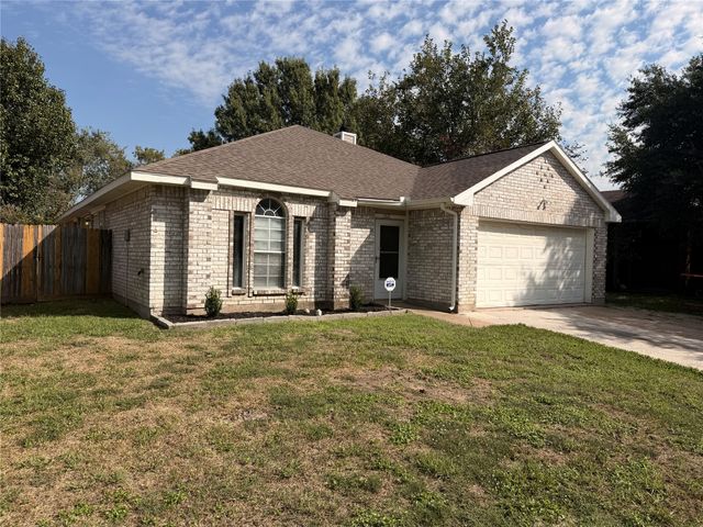 1221 Brooklawn Drive, Arlington, TX 76018