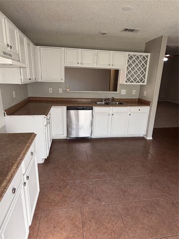 1221 Brooklawn Drive, Arlington, TX 76018