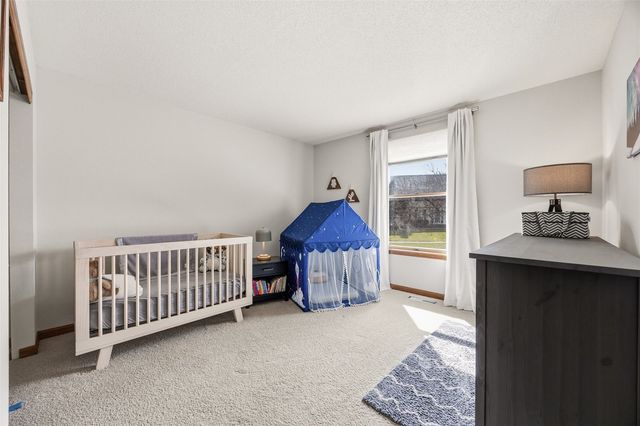 1705 Concord Drive, Marion, IA 52302