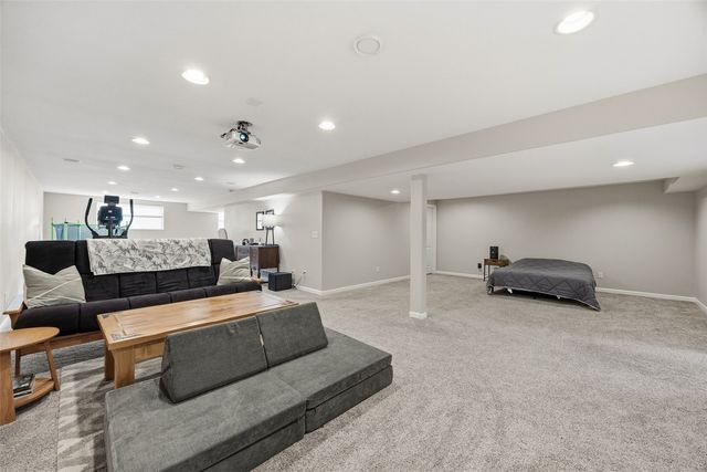 1705 Concord Drive, Marion, IA 52302