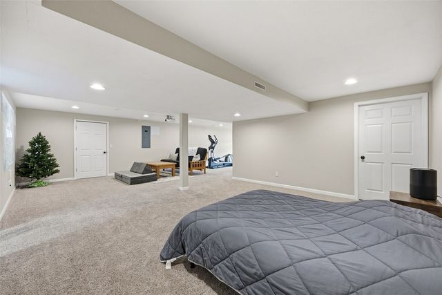 1705 Concord Drive, Marion, IA 52302