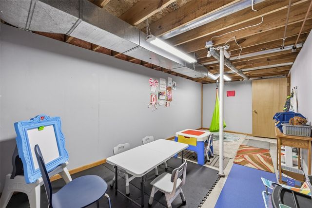 1705 Concord Drive, Marion, IA 52302