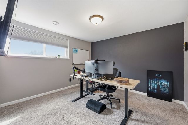 1705 Concord Drive, Marion, IA 52302