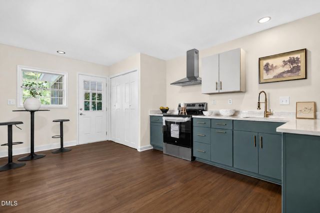 7604 Longstreet Drive, Raleigh, NC 27615