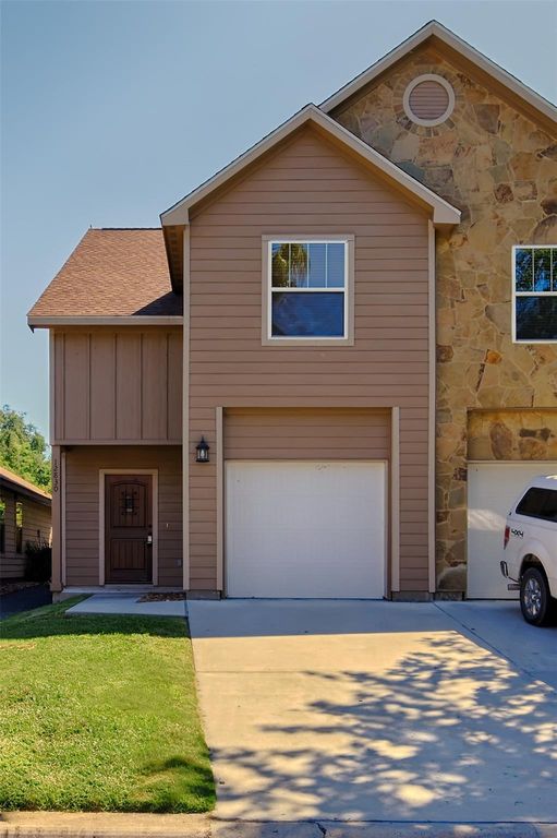 12960 Orion Court E, Willis, TX 77318