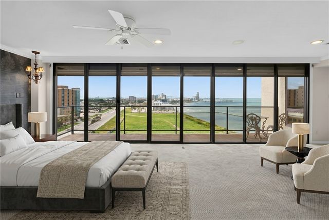 1400 Ocean Dr 1203C and 1204C, Corpus Christi, TX 78404