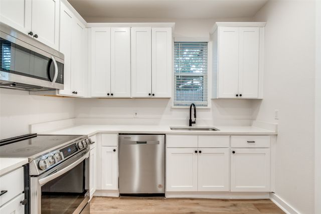 8808 Old Homestead Drive, Dallas, TX 75217