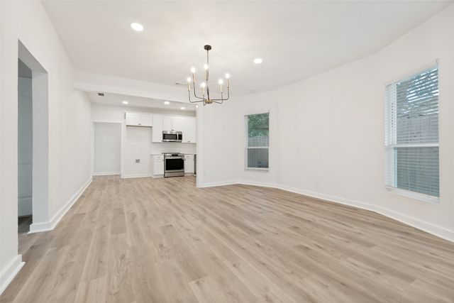 8808 Old Homestead Drive, Dallas, TX 75217