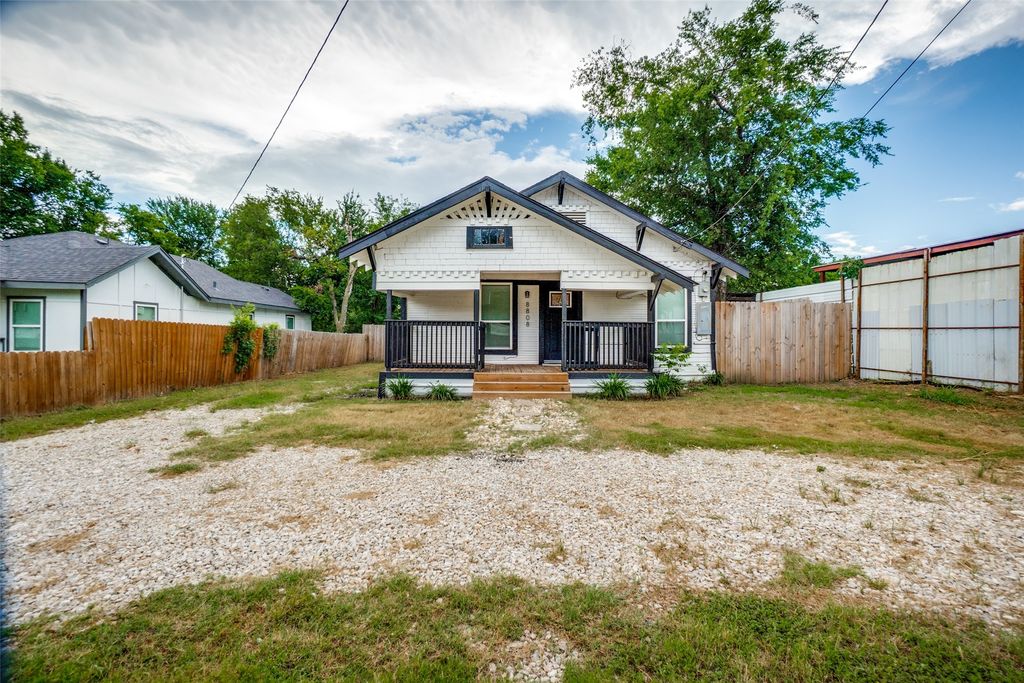 8808 Old Homestead Drive, Dallas, TX 75217