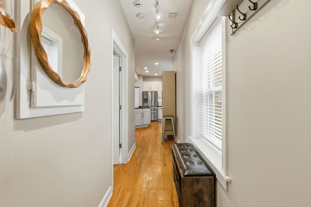 121 Callan Avenue 3S, Evanston, IL 60202