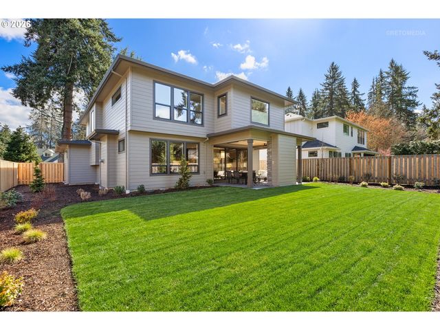 17883 TAMARA Ave, Lake Oswego, OR 97035