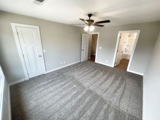 358 Honeycomb Ct, Clarksville, TN 37040