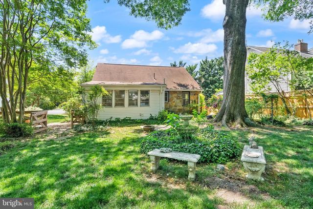 2602 STONE HEDGE DR, Alexandria, VA 22306
