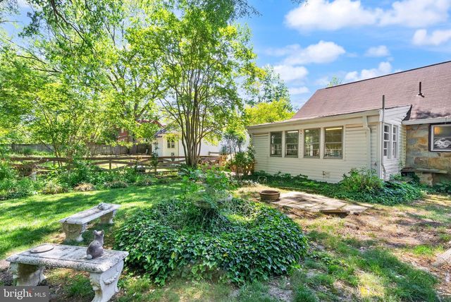 2602 STONE HEDGE DR, Alexandria, VA 22306
