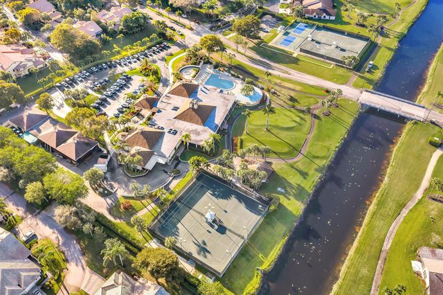 5572 Sugar Mill Court, Delray Beach, FL 33484
