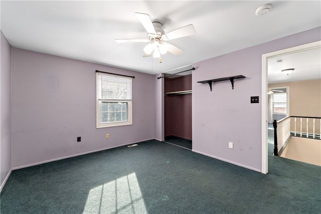 1523 Hastings Mill Rd, Upper St Clair, PA 15241