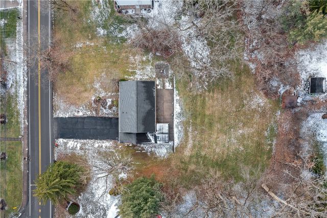 1523 Hastings Mill Rd, Upper St Clair, PA 15241