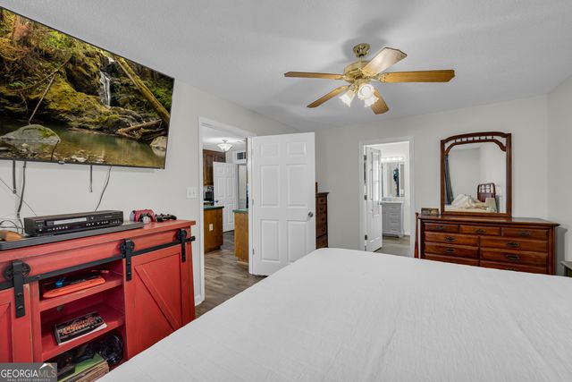 425 Freeman Drive, Maysville, GA 30558