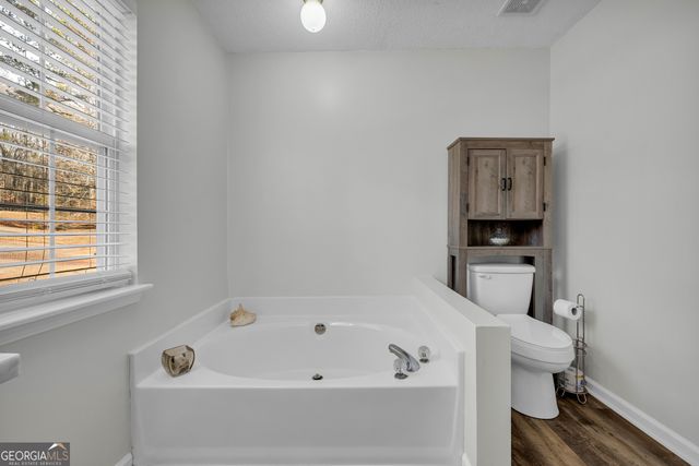 425 Freeman Drive, Maysville, GA 30558