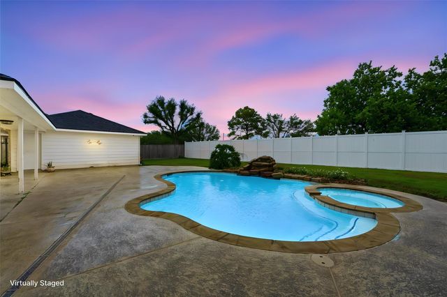 2502 Salt Grass Trail, Deer Park, TX 77536