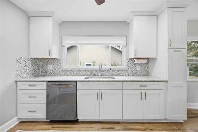 8140 NW 48TH LANE, Ocala, FL 34482