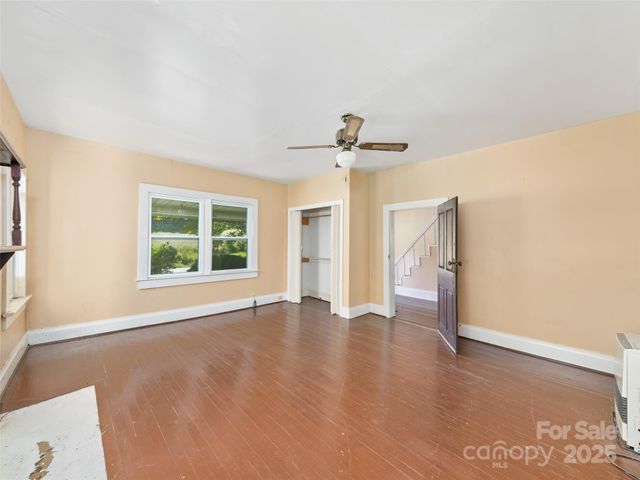 4085 Jacks Creek Road, Burnsville, NC 28714