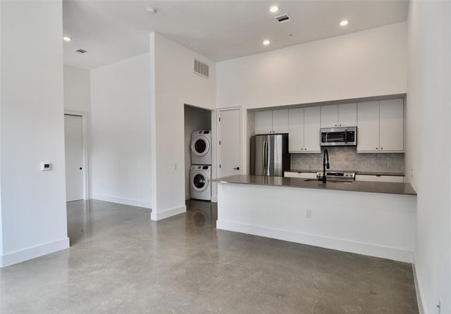 2709 E 5th ST 2105, Austin, TX 78702