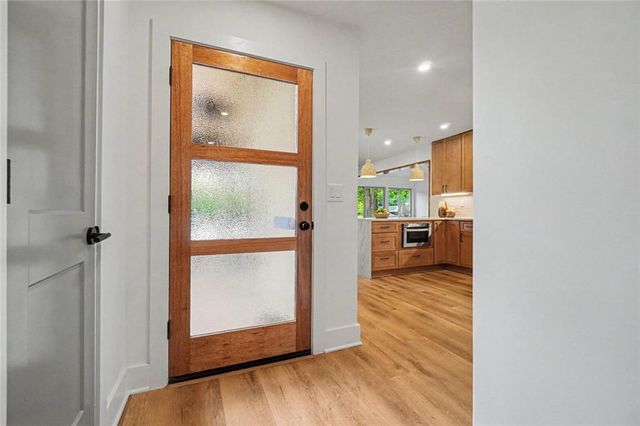 2700 Hawaii Court, Decatur, GA 30033