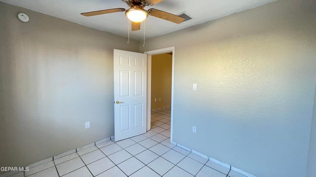 11040 SUNSHINE Court, El Paso, TX 79936