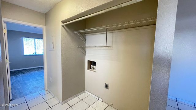 11040 SUNSHINE Court, El Paso, TX 79936
