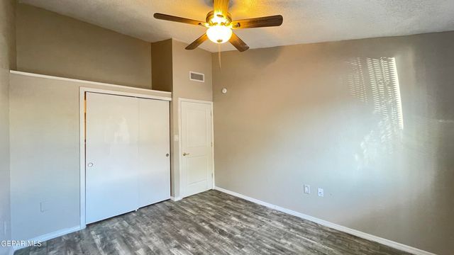 11040 SUNSHINE Court, El Paso, TX 79936