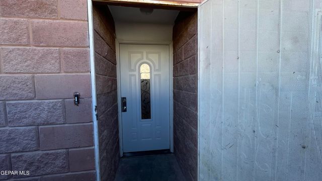11040 SUNSHINE Court, El Paso, TX 79936